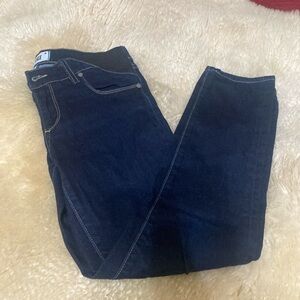 Paige skyline skinny jeans size 25